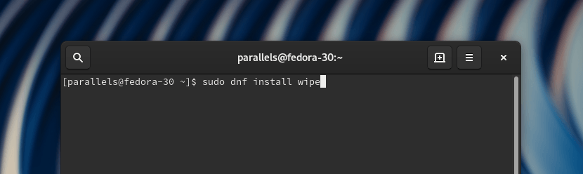 Команда sudo dnf install wipe, введенная в терминал дистрибутива Fedora
