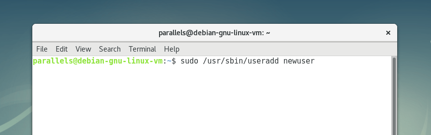 Команда sudo /usr/sbin/useradd newuser, введенная в терминал дистрибутива Debian