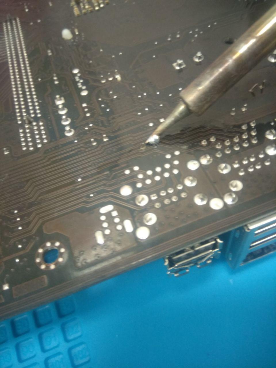 Демонтаж микросхемы. Демонтаж микросхем.