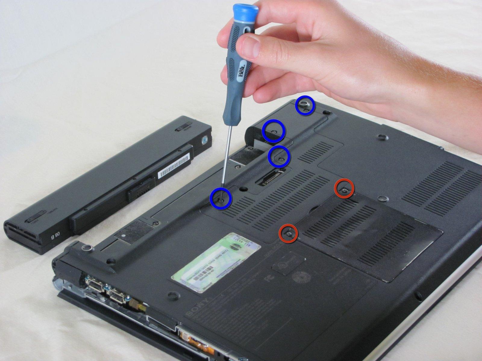 5F1cFPbDVQX1ivJs.huge.jpg Днище ноутбука Sony Vaio