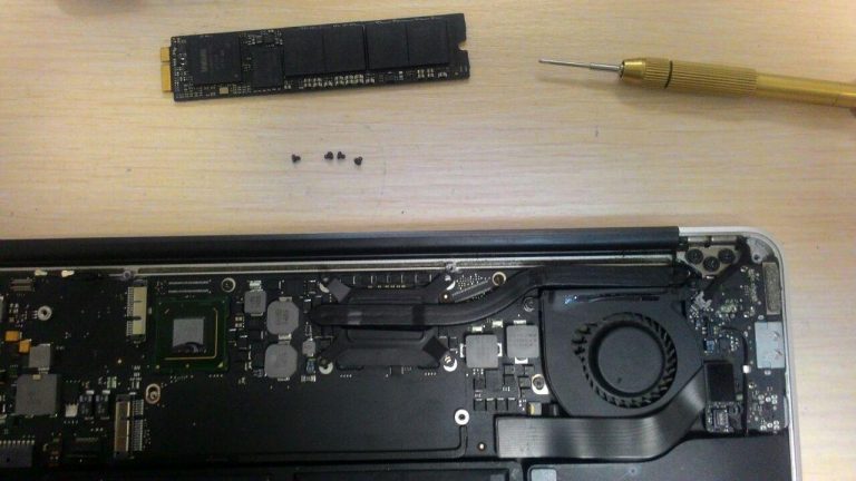 Какие ssd подходят для macbook air a1369