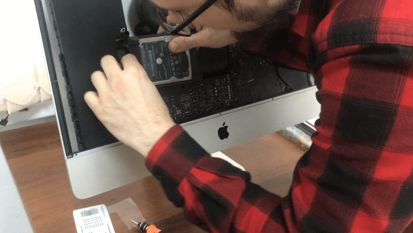 Извлечение жёсткого диска
